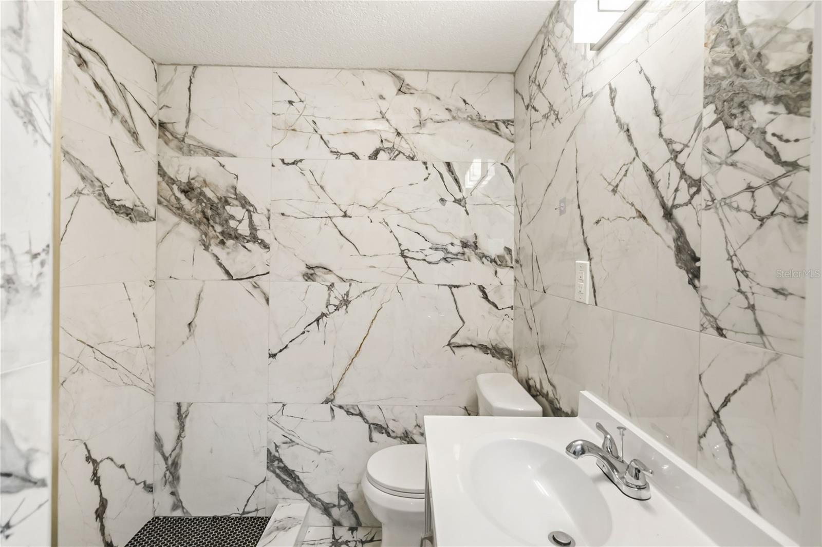 LOS TERRANOS - Residential