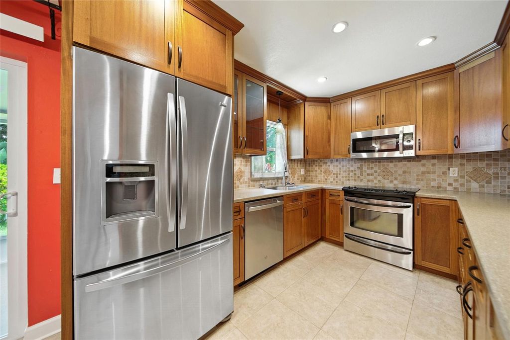 Photo of 1715 Cromwell Drive, Tarpon Springs, FL 34689 (MLS # W7878700)