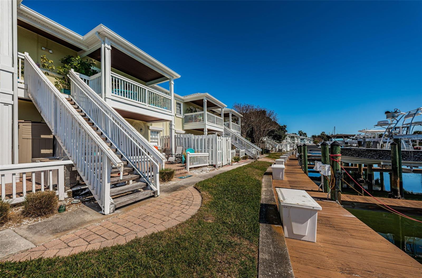 WATERSIDE AT COQUINA KEY SOUTH - Residential