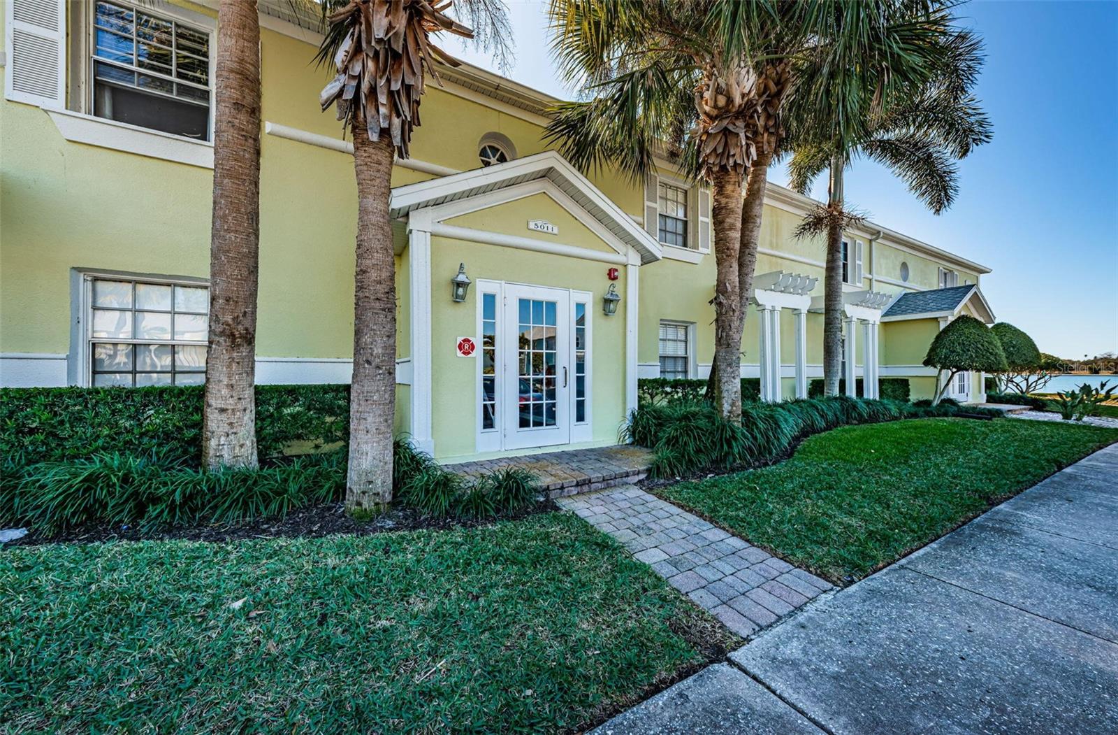 WATERSIDE AT COQUINA KEY SOUTH - Residential
