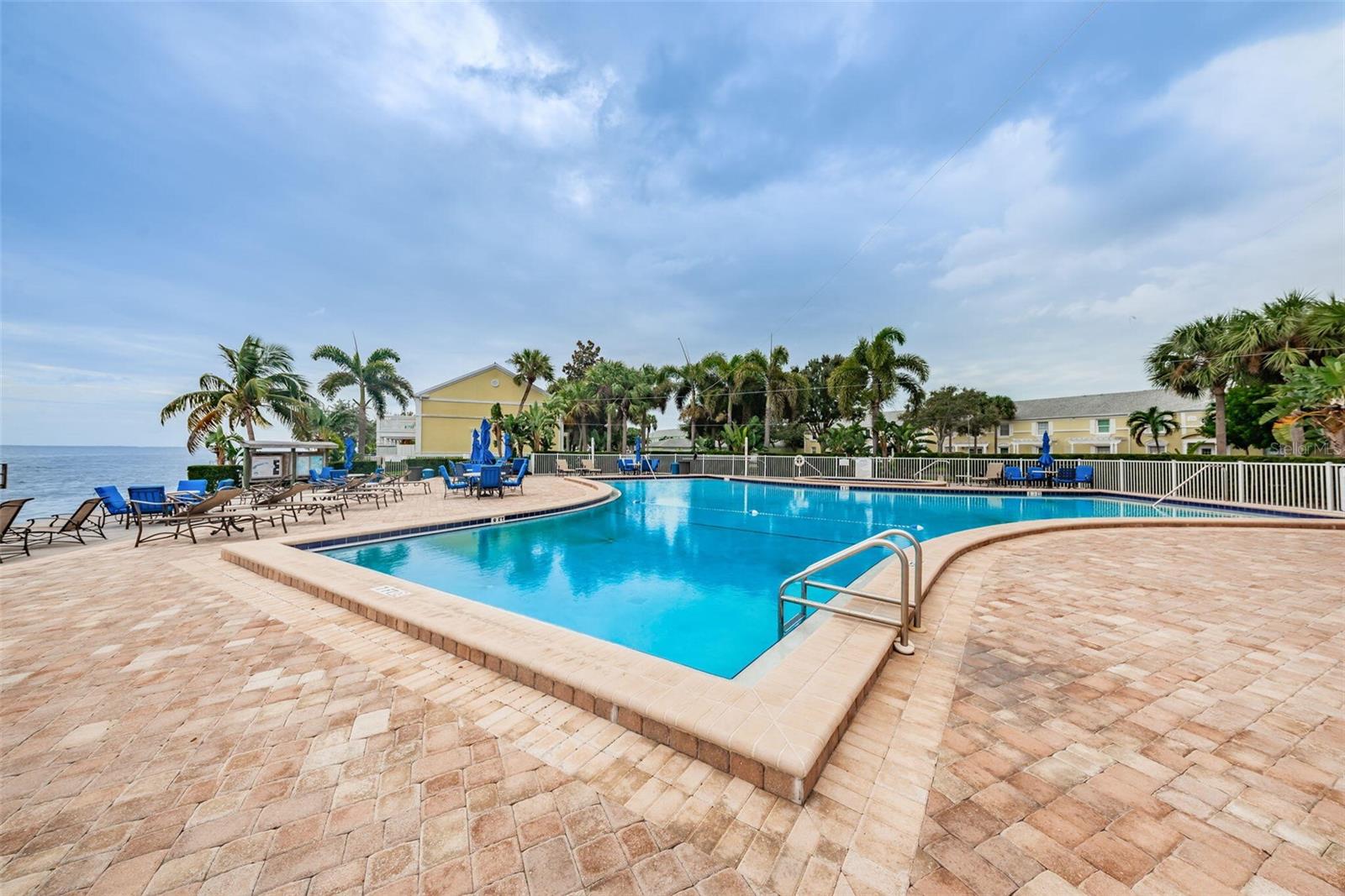 WATERSIDE AT COQUINA KEY SOUTH - Residential