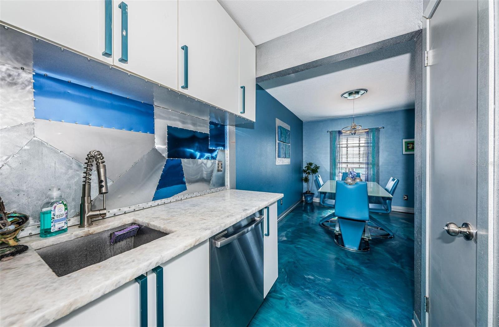 WATERSIDE AT COQUINA KEY SOUTH - Residential