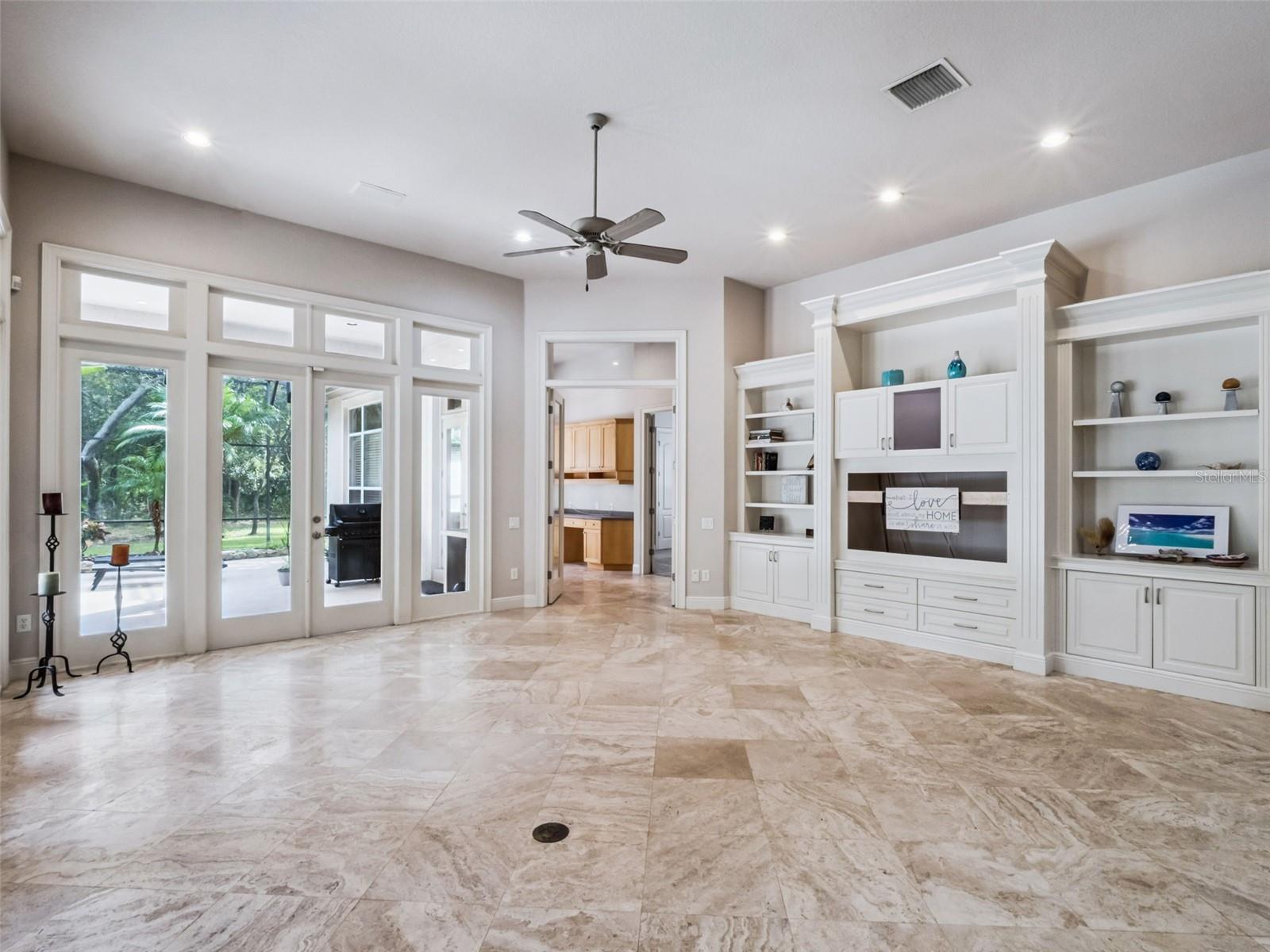 CURRYVILLE WOODS - Residential