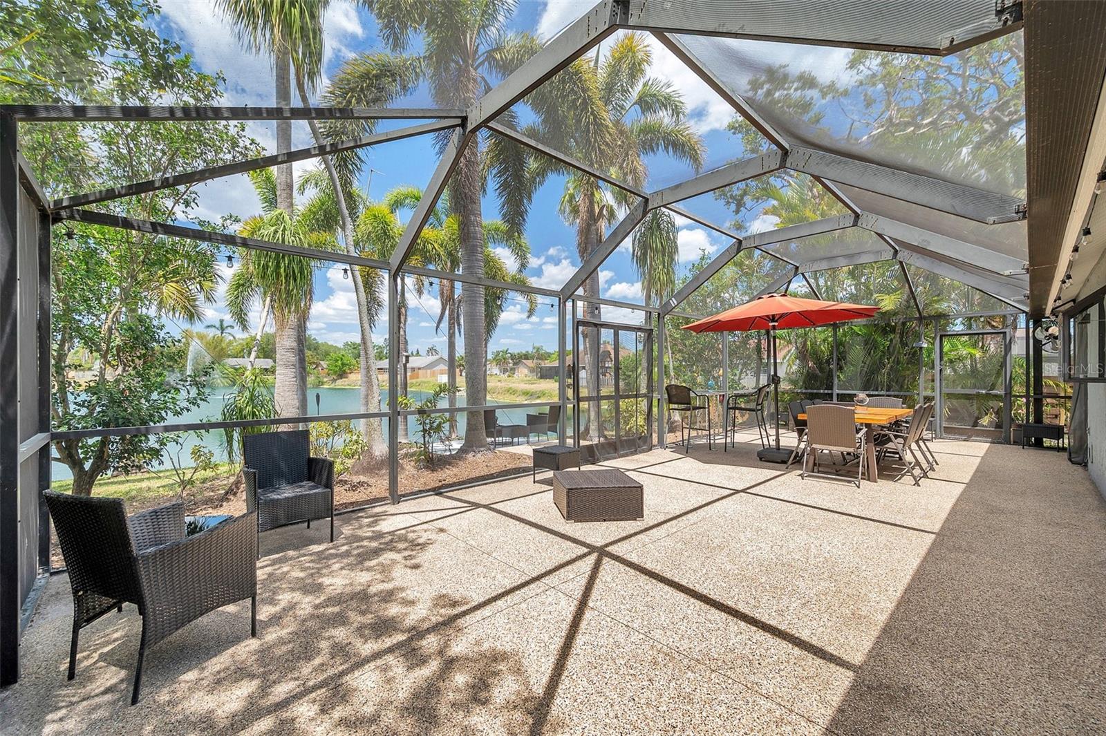 CENTRE LAKE - Residential