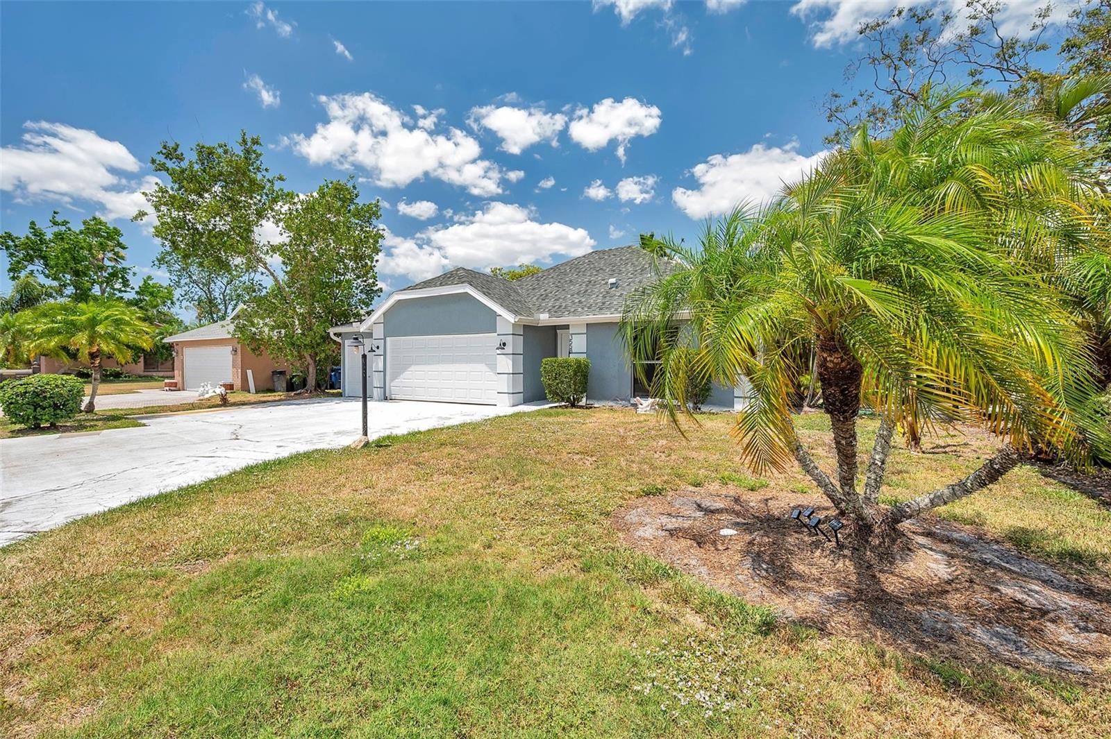 CENTRE LAKE - Residential