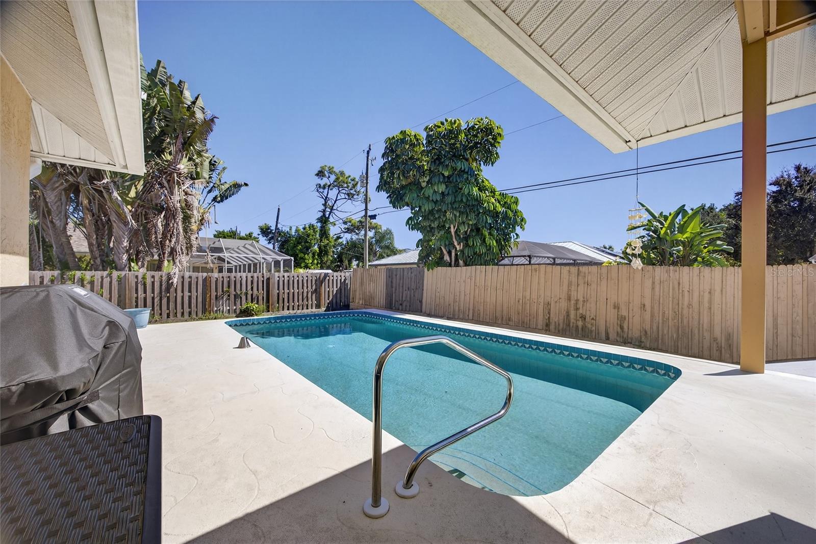 SOUTH VENICE - Residential