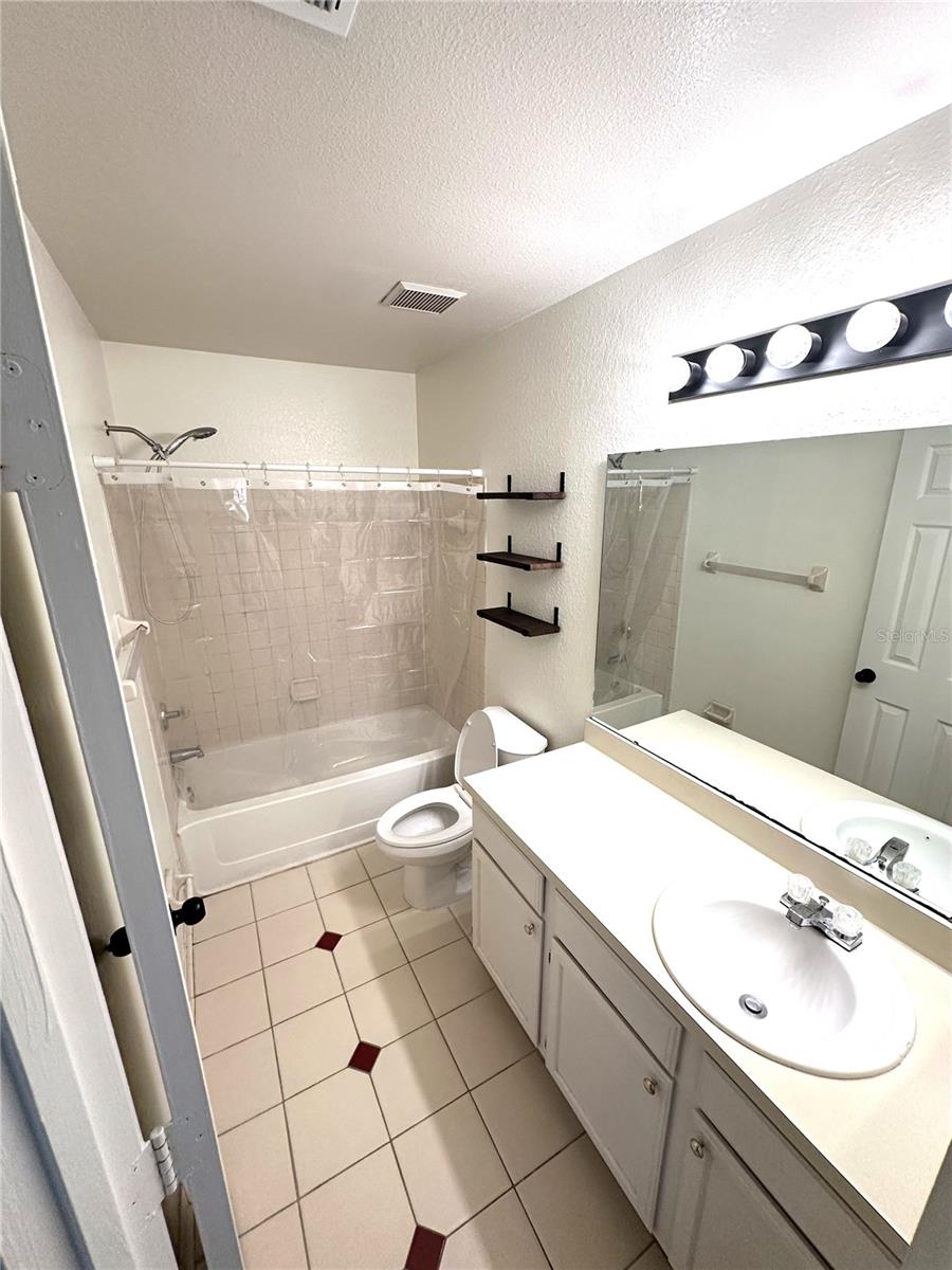 HIDDEN SPGS CONDO - Residential