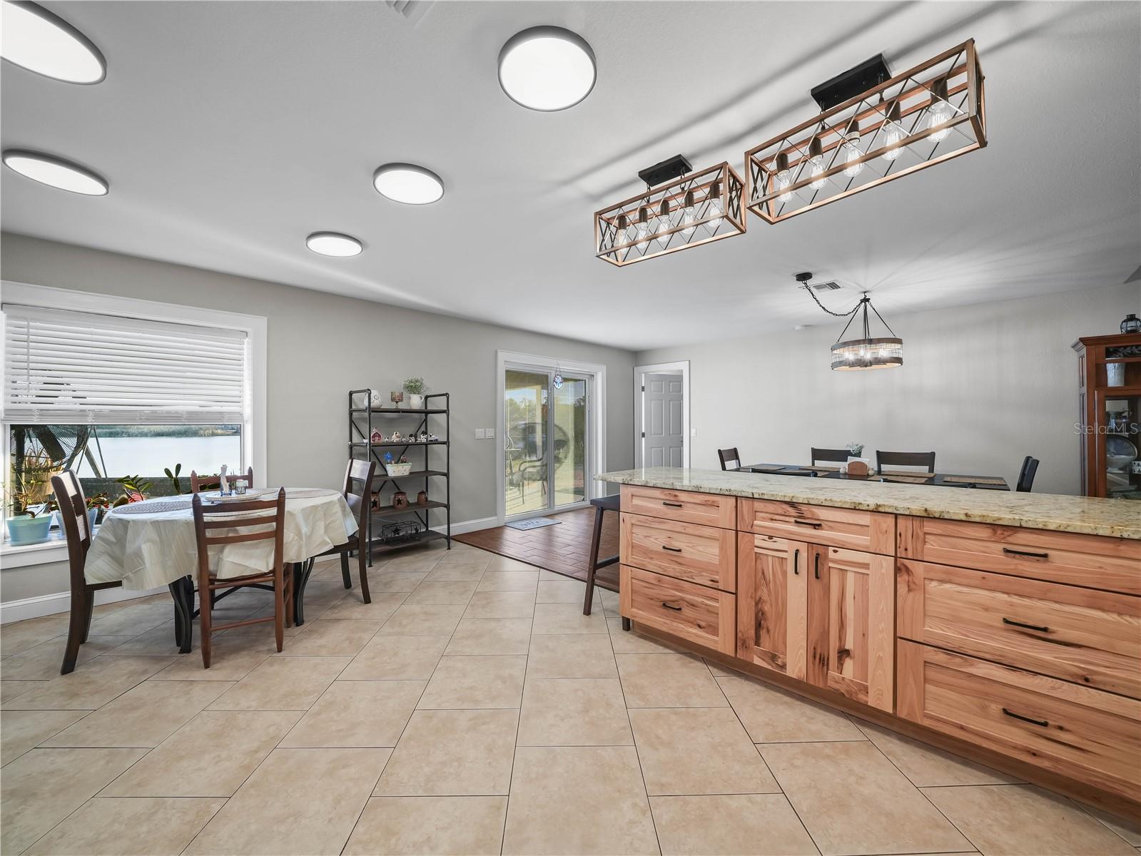 LAKEWOOD ACRES - Residential