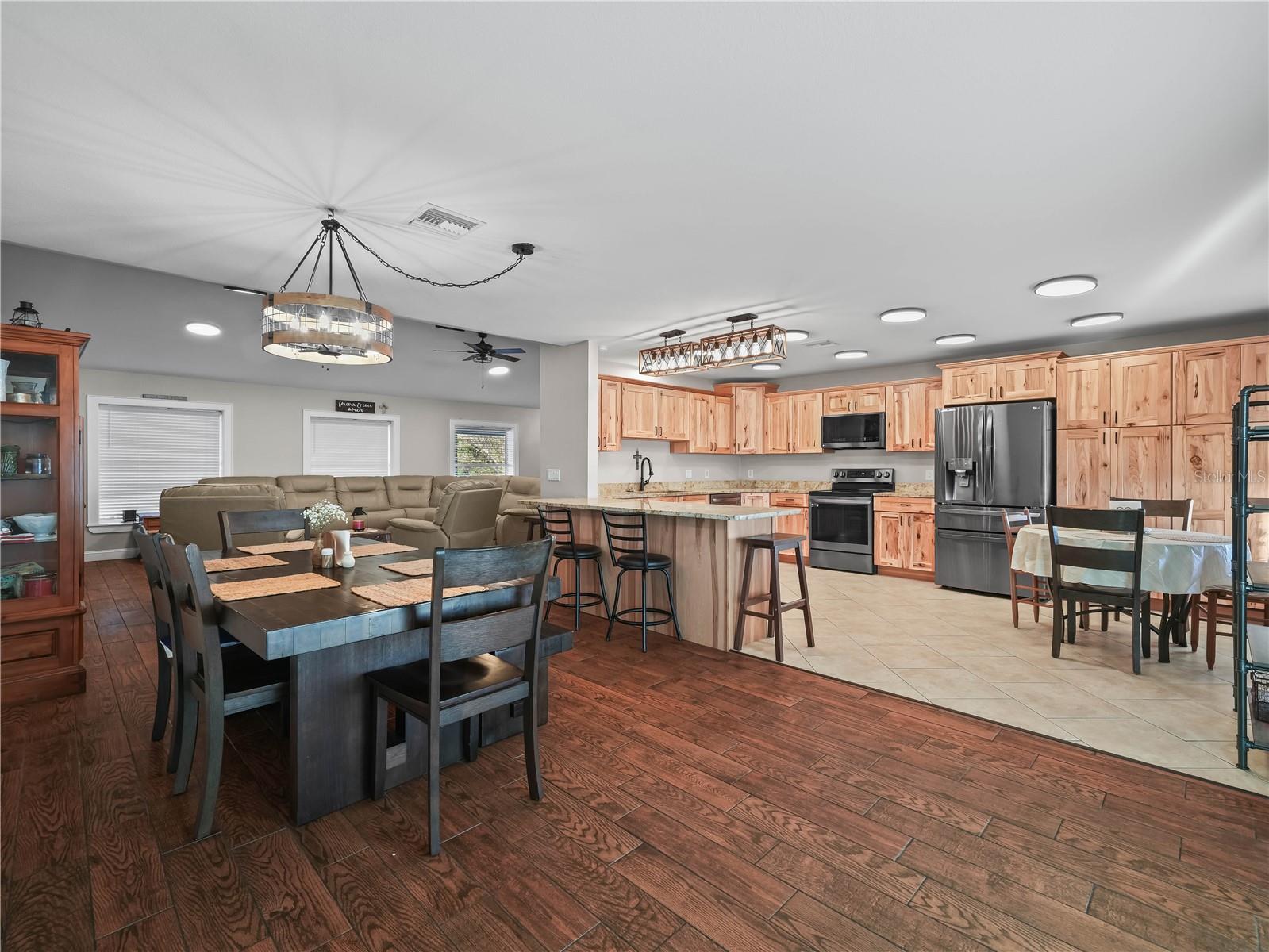 LAKEWOOD ACRES - Residential