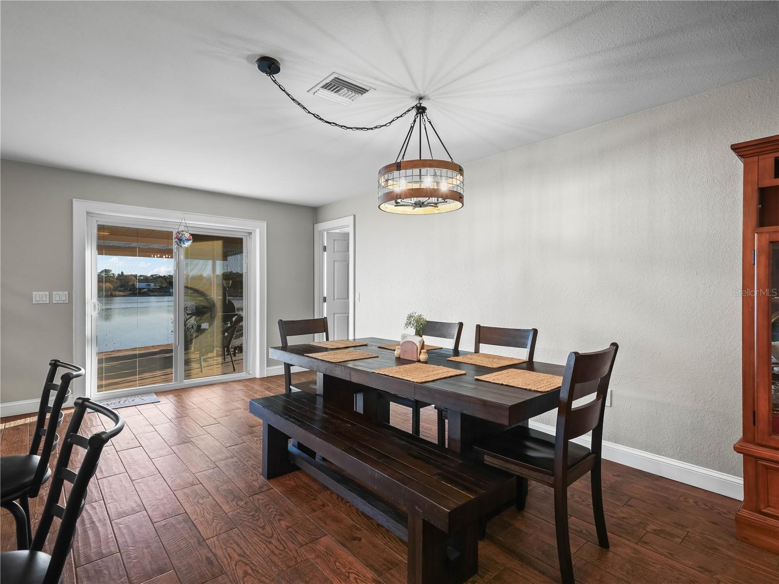 LAKEWOOD ACRES - Residential