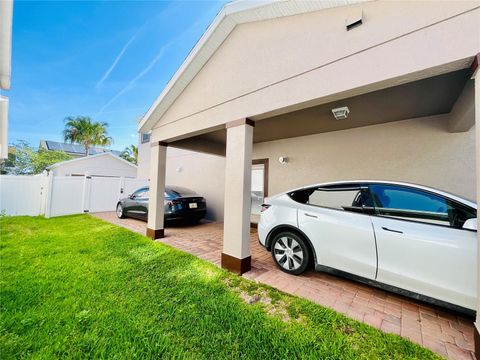 A home in WINTER GARDEN