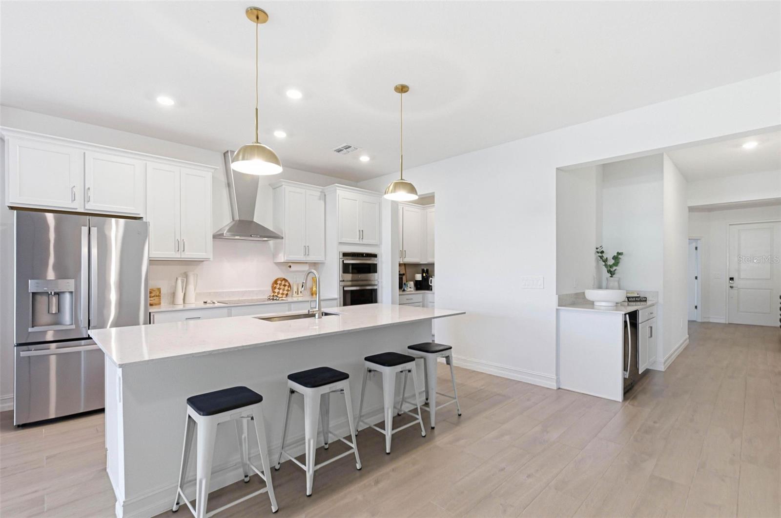 PEARL ESTATES - Residential