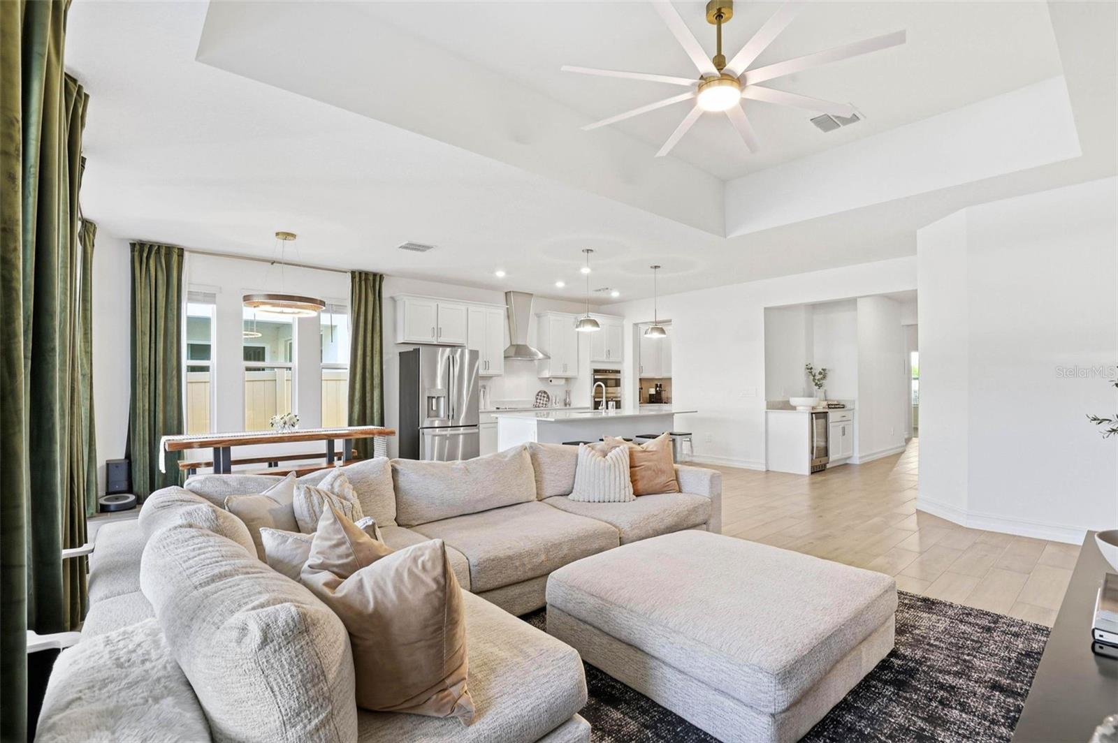 PEARL ESTATES - Residential