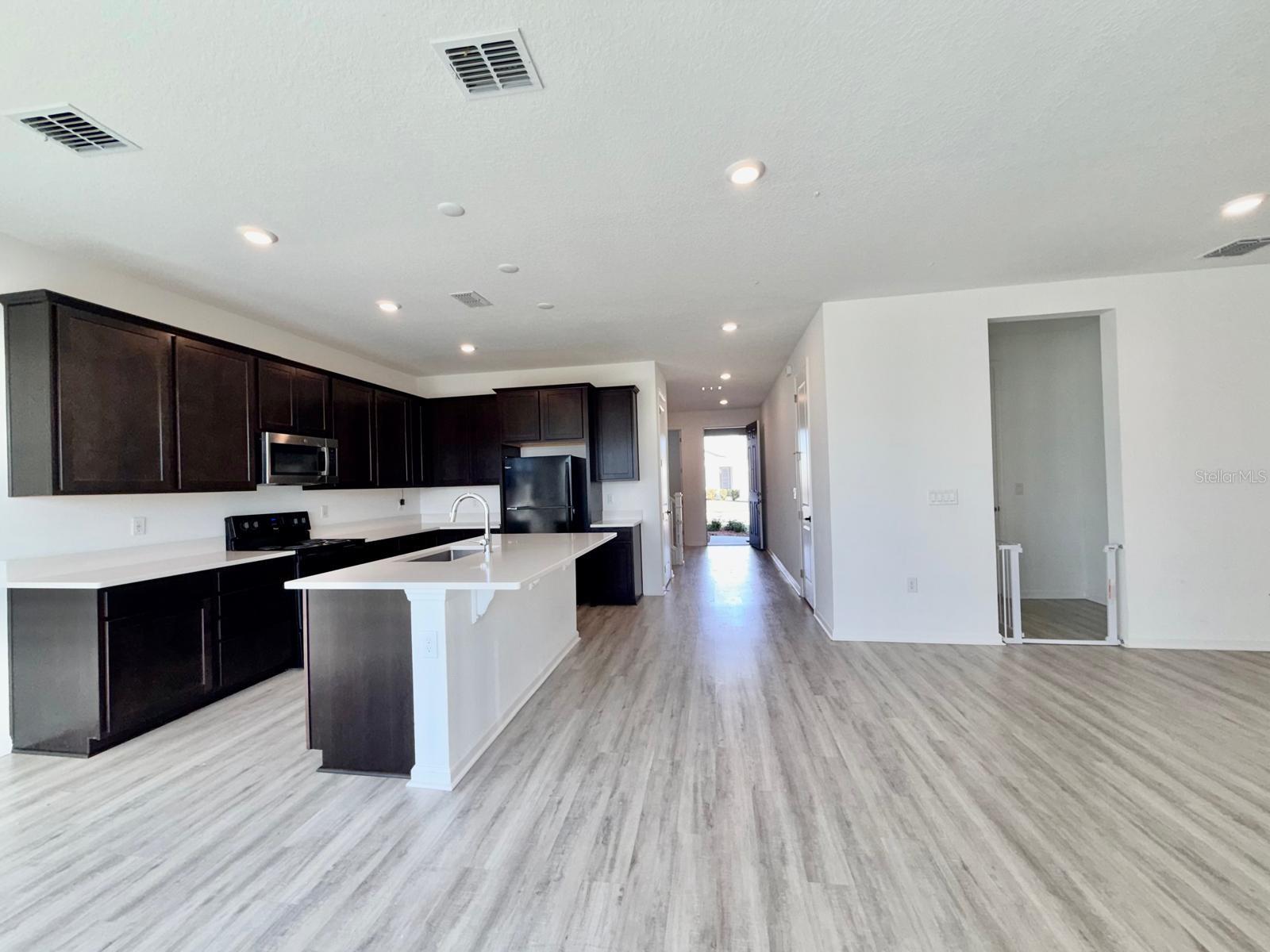 MATTIE POINTE - Residential Lease