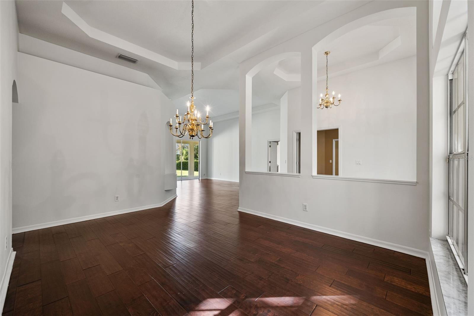 KENSINGTON ESTATES - Residential