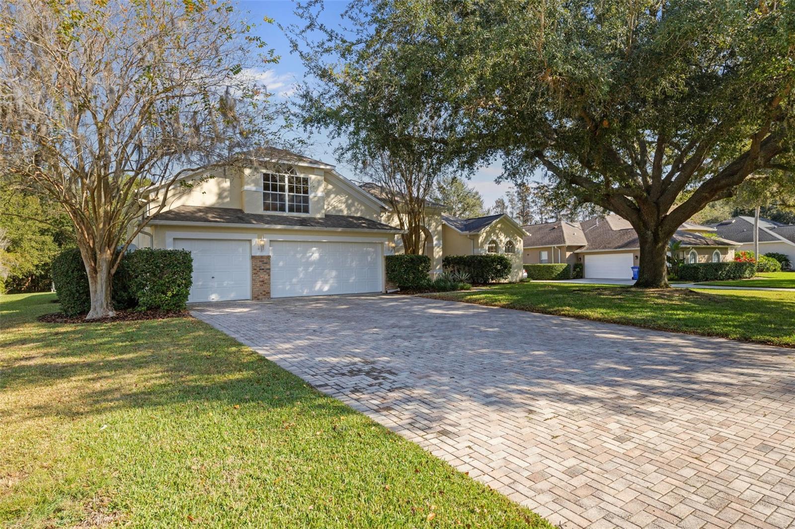 KENSINGTON ESTATES - Residential