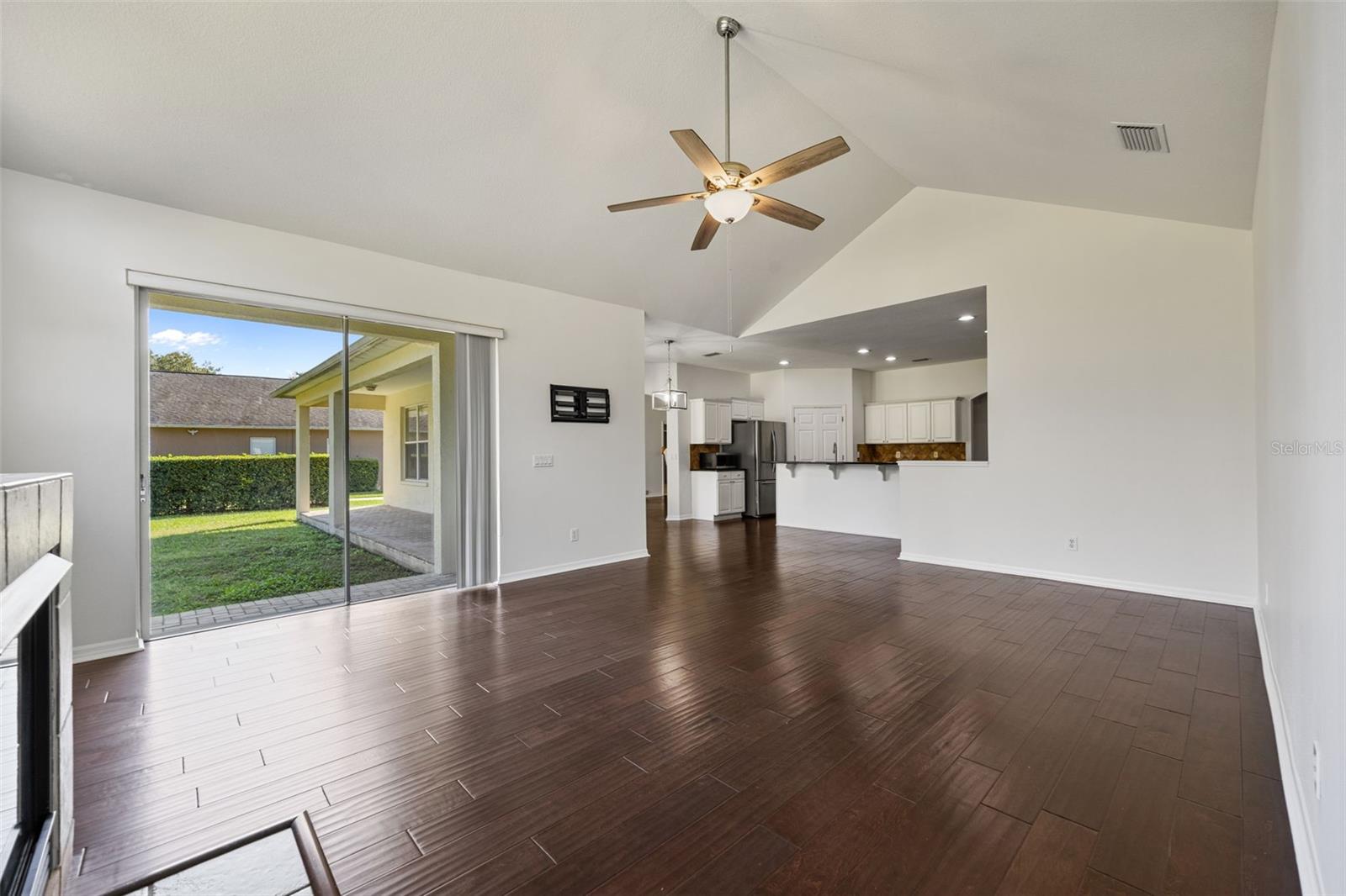 KENSINGTON ESTATES - Residential