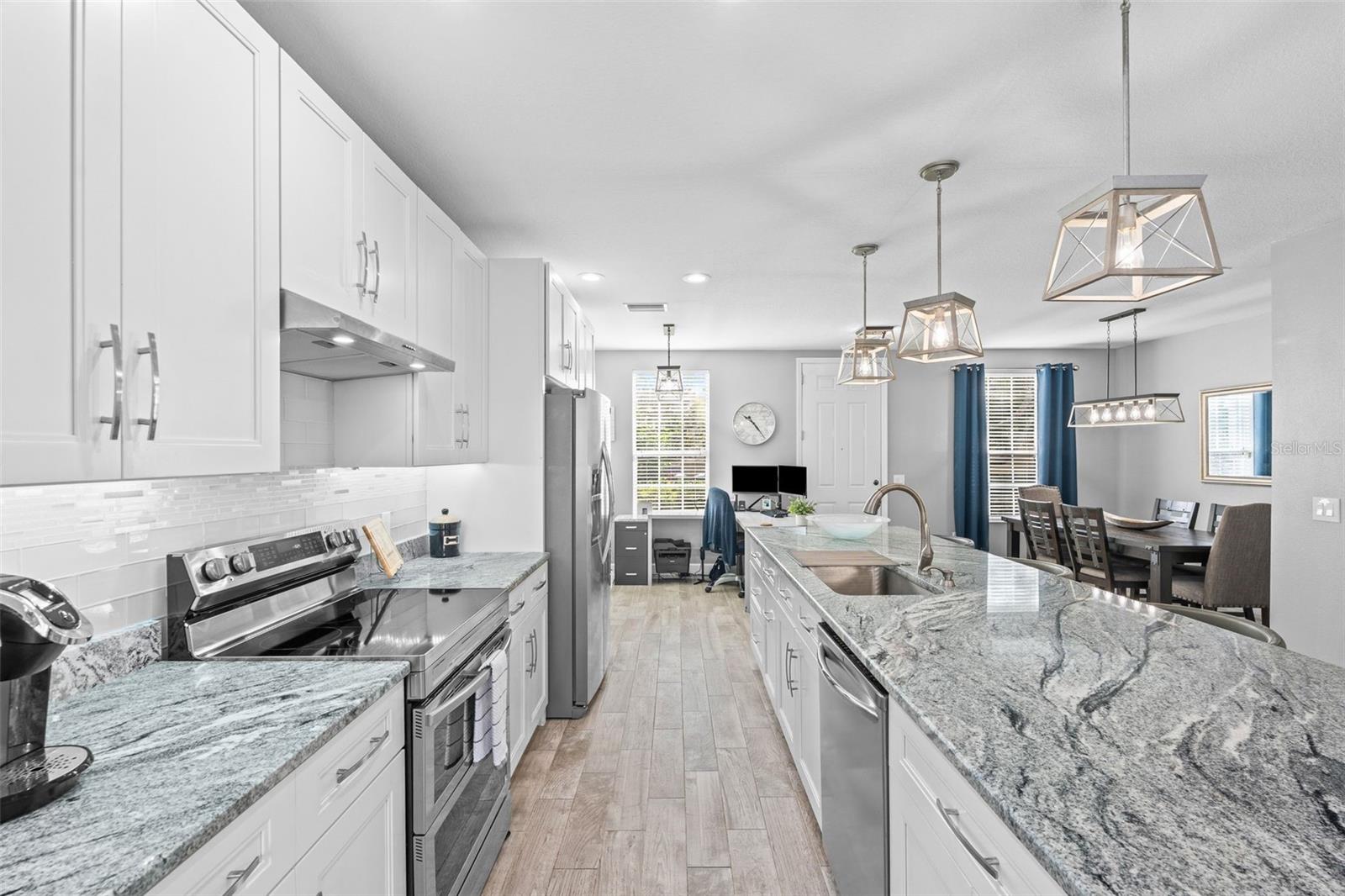 HARBORAGE ON BRADEN RIVER PH II - Residential