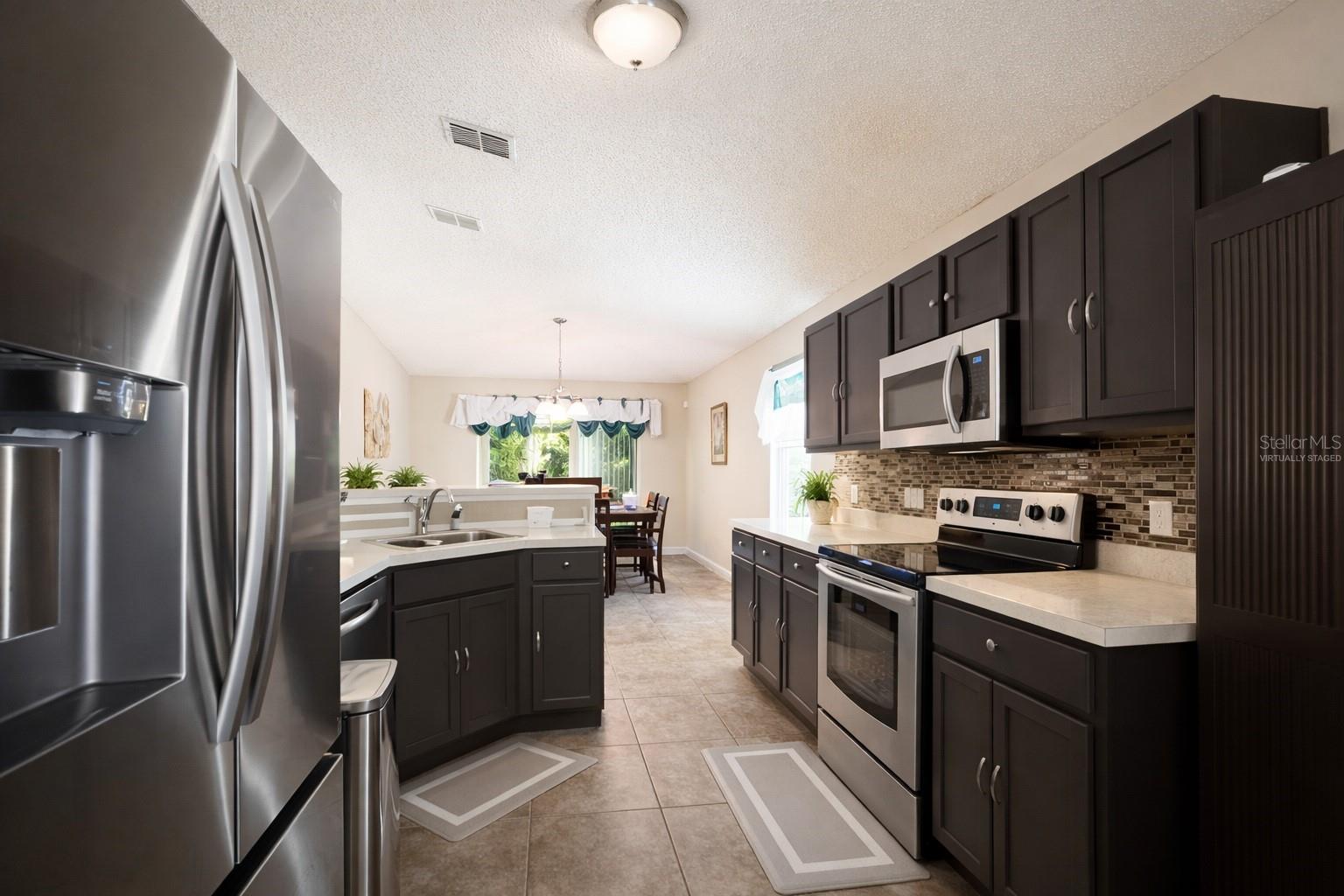 CORNER LAKE PHASE 2 - Residential