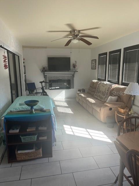 HEATHER PH VI - Residential