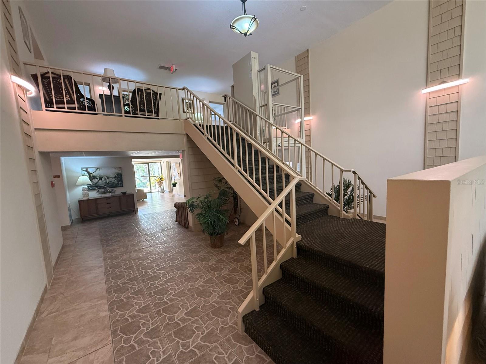 BERKLEY HOUSE - Residential