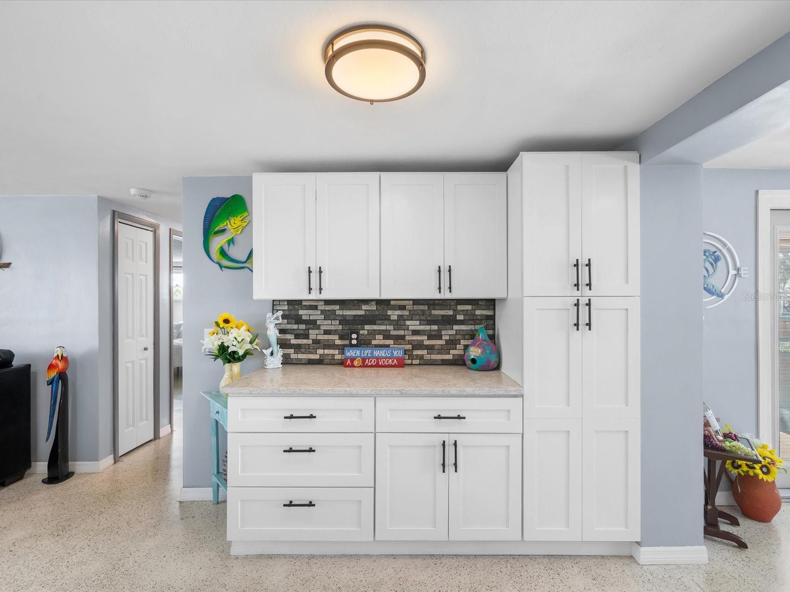 LEISURE BEACH - Residential