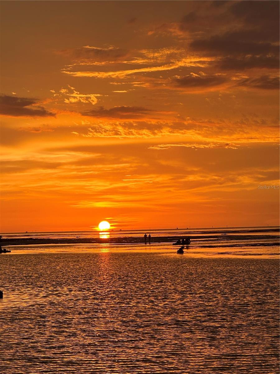 LEISURE BEACH - Residential