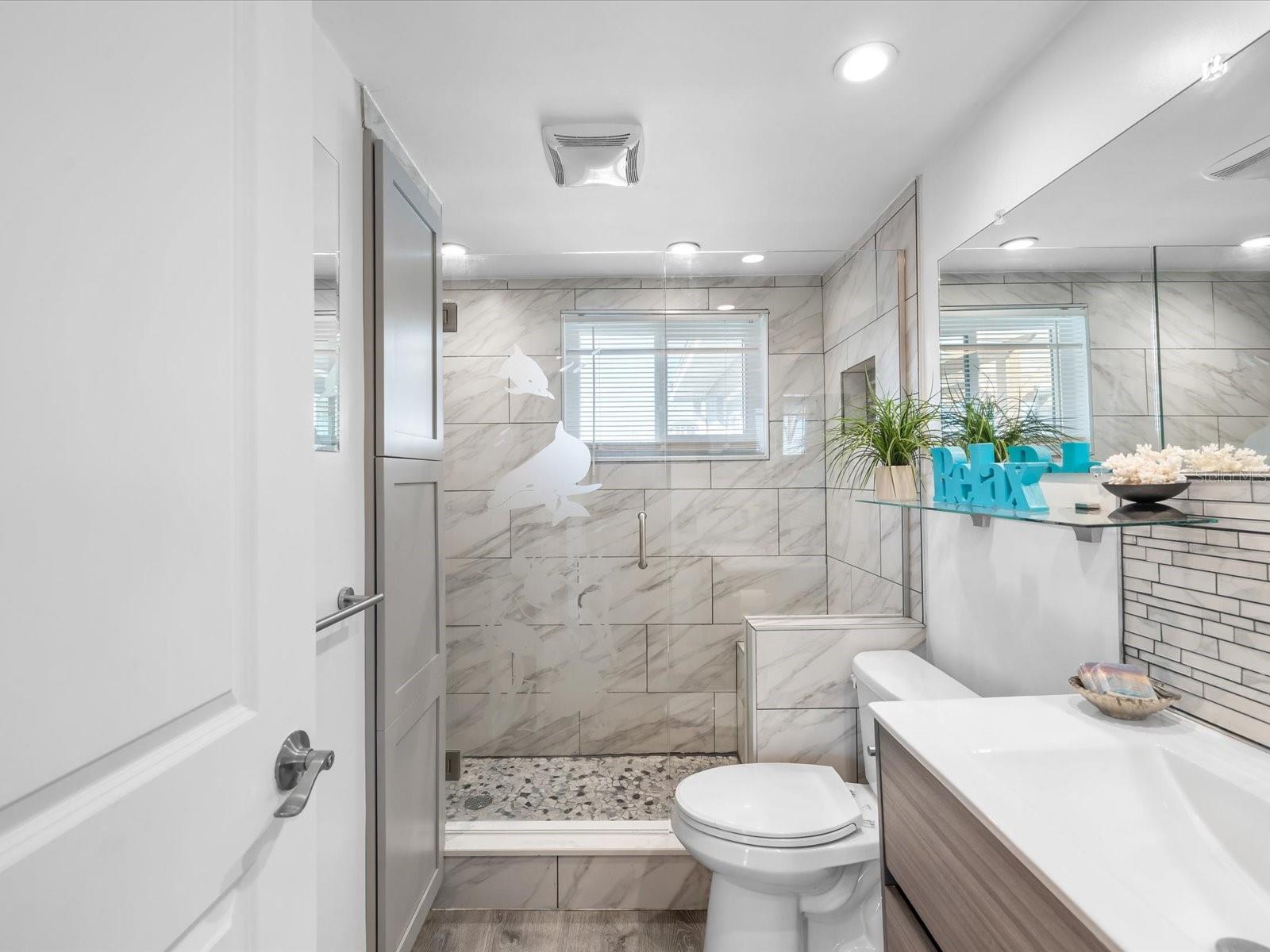 LEISURE BEACH - Residential