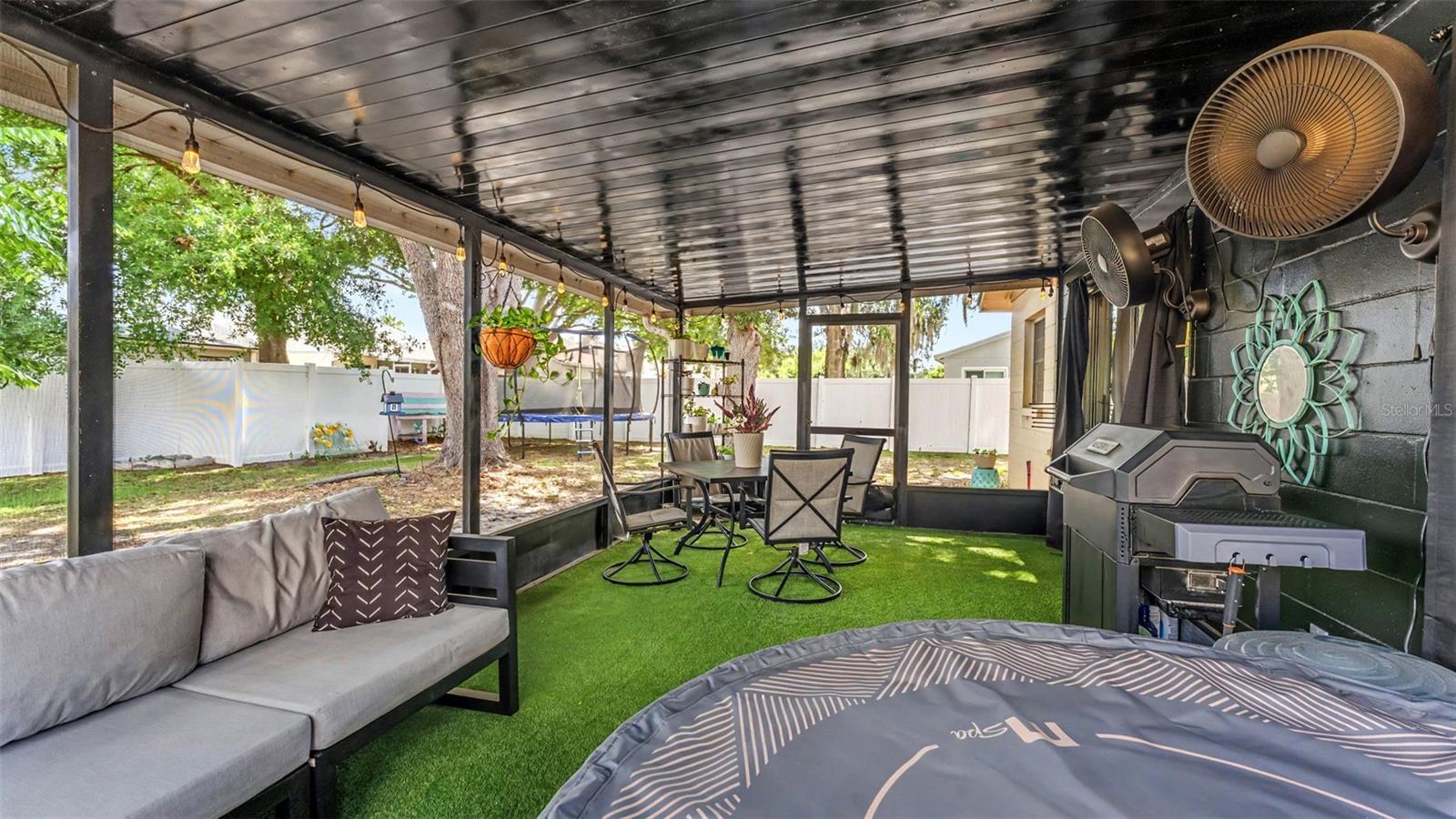 1417 PERIWINKLE COURT