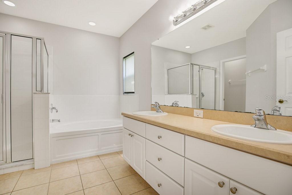 FISHHAWK RANCH PH 02 - Residential Lease