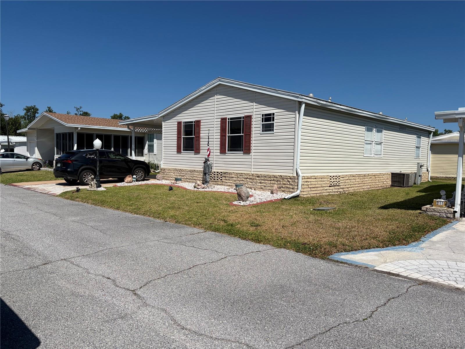 SWEETWATER GOLF & TENNIS CLUB ADD 01 - Residential