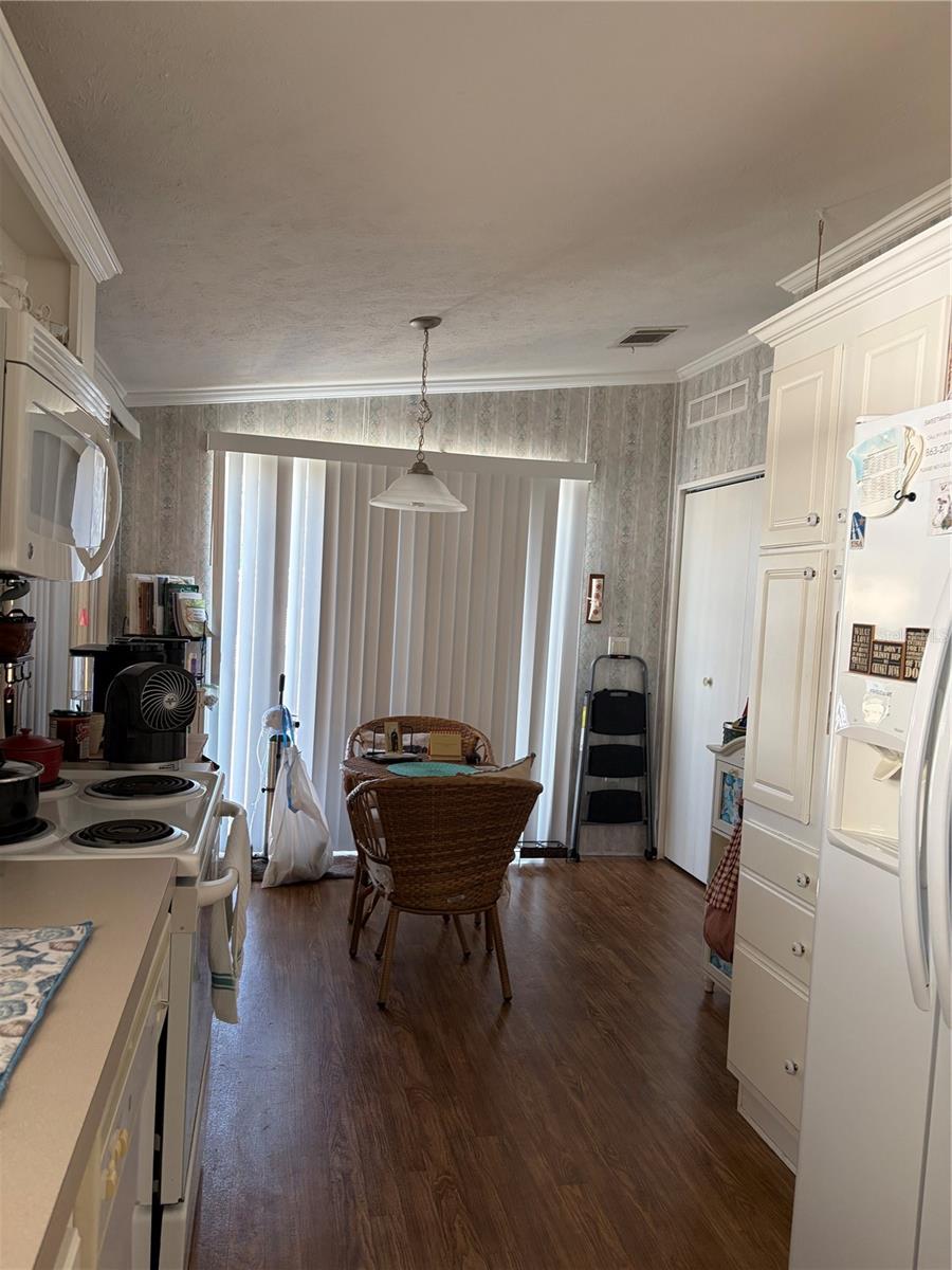 SWEETWATER GOLF & TENNIS CLUB ADD 01 - Residential