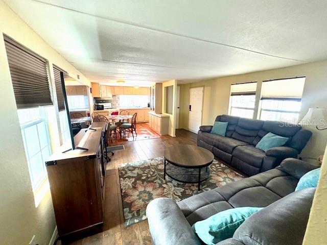 LAKE ROSALIE OAKS - Residential