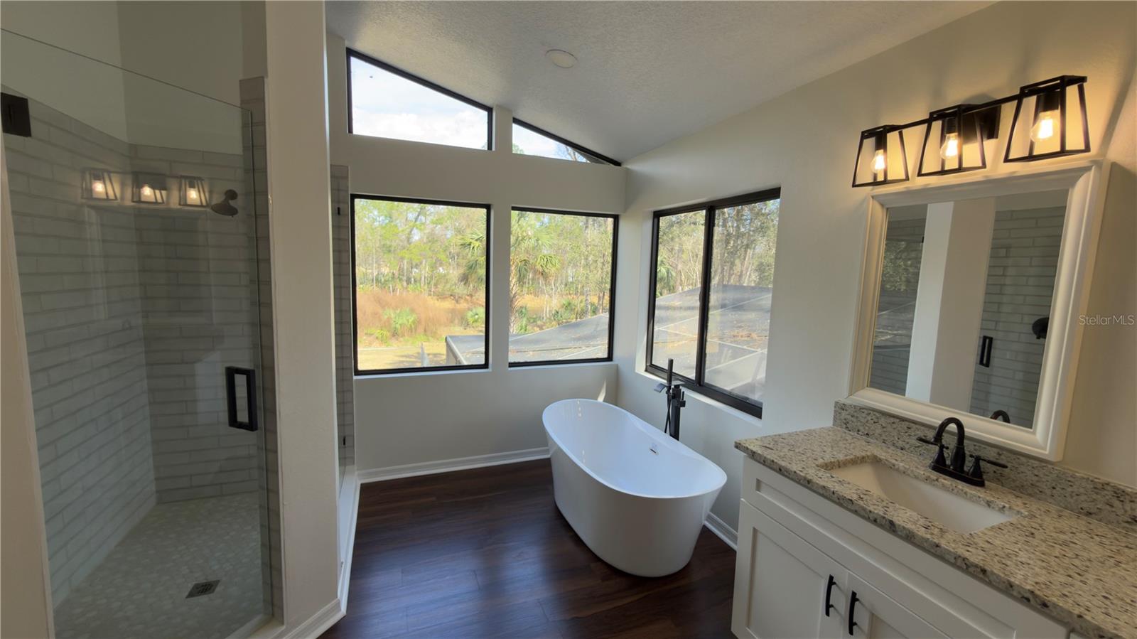 HOMESTEADS SADDLEWOOD - Residential