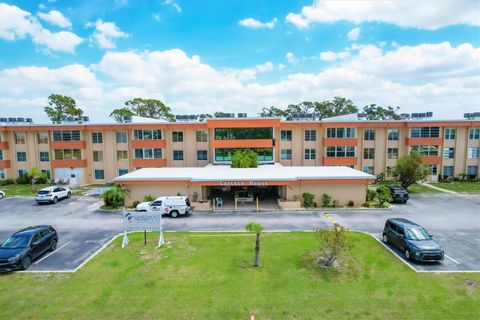 Condominium in PORT CHARLOTTE FL 2290 AARON STREET.jpg