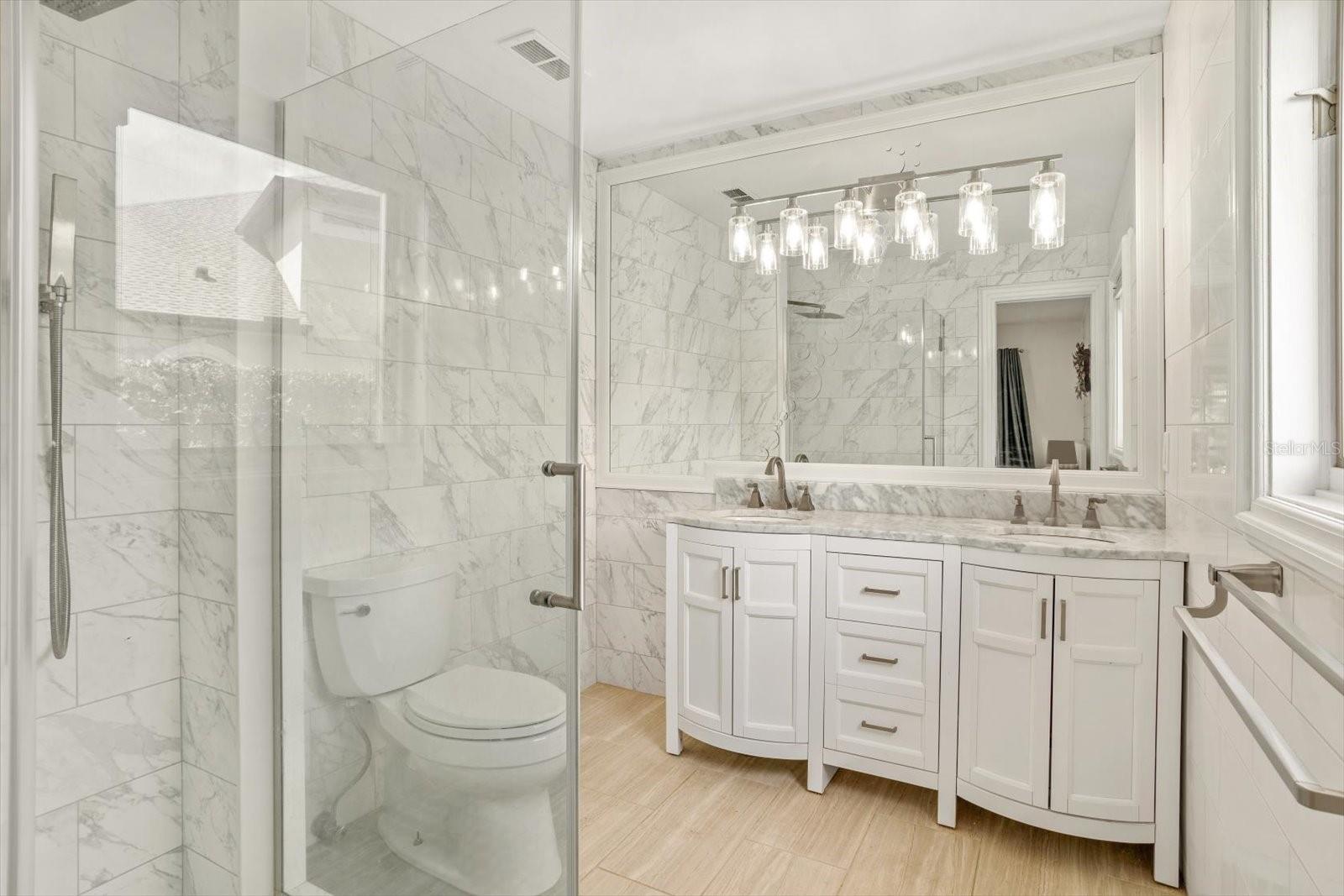 VALENCIA SHORES UNRECD PLAT - Residential