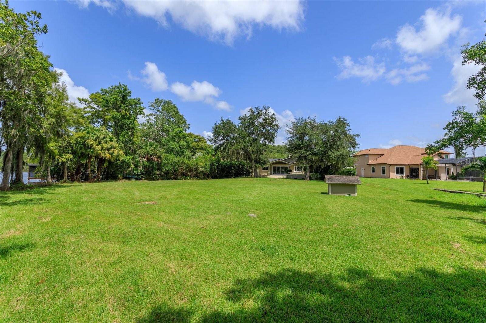 VALENCIA SHORES UNRECD PLAT - Residential