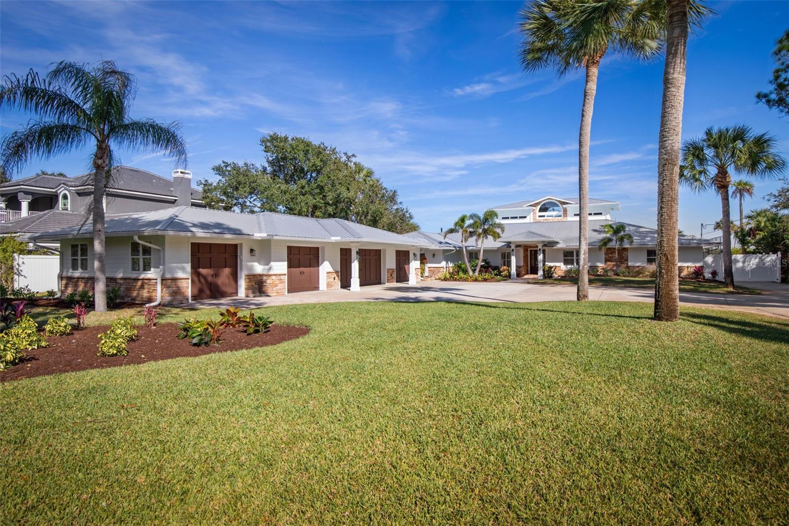 LAMBERT AVE UNIT 02 - Residential