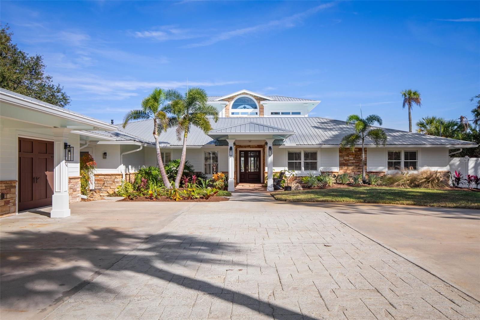 LAMBERT AVE UNIT 02 - Residential