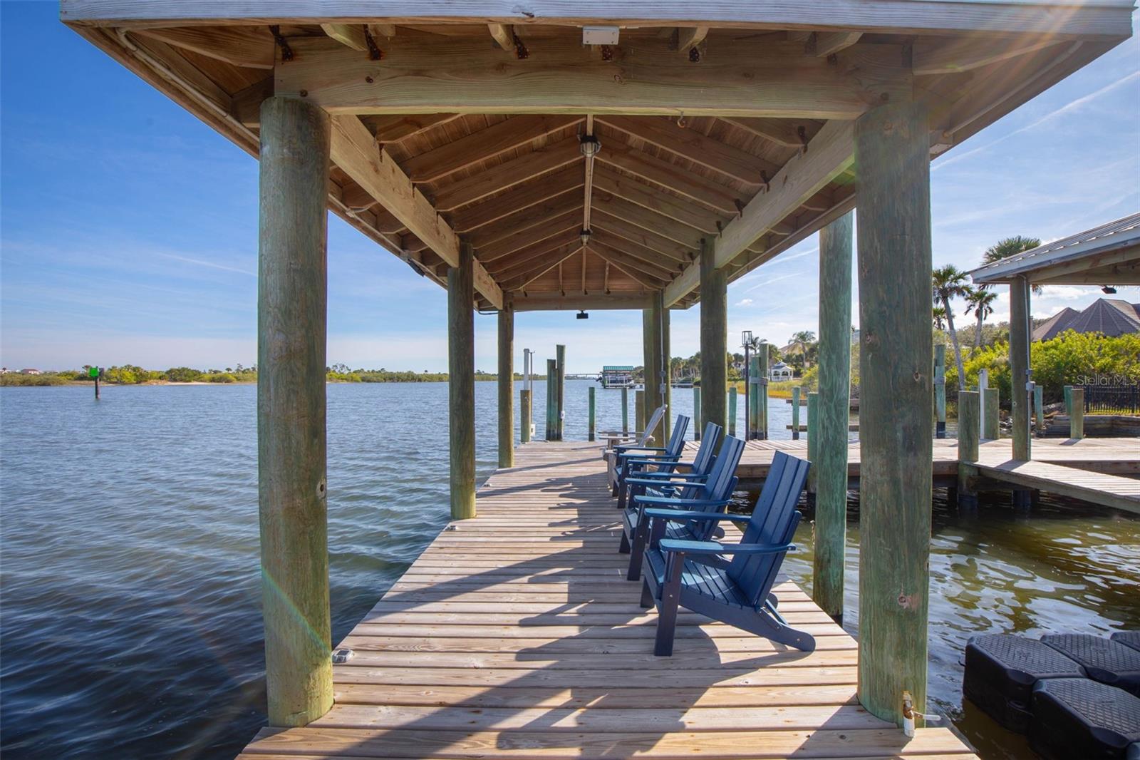 LAMBERT AVE UNIT 02 - Residential