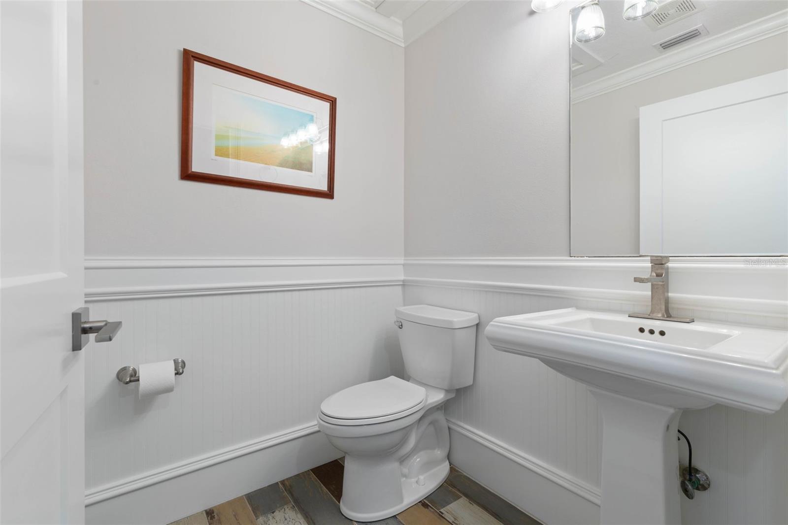 LAMBERT AVE UNIT 02 - Residential