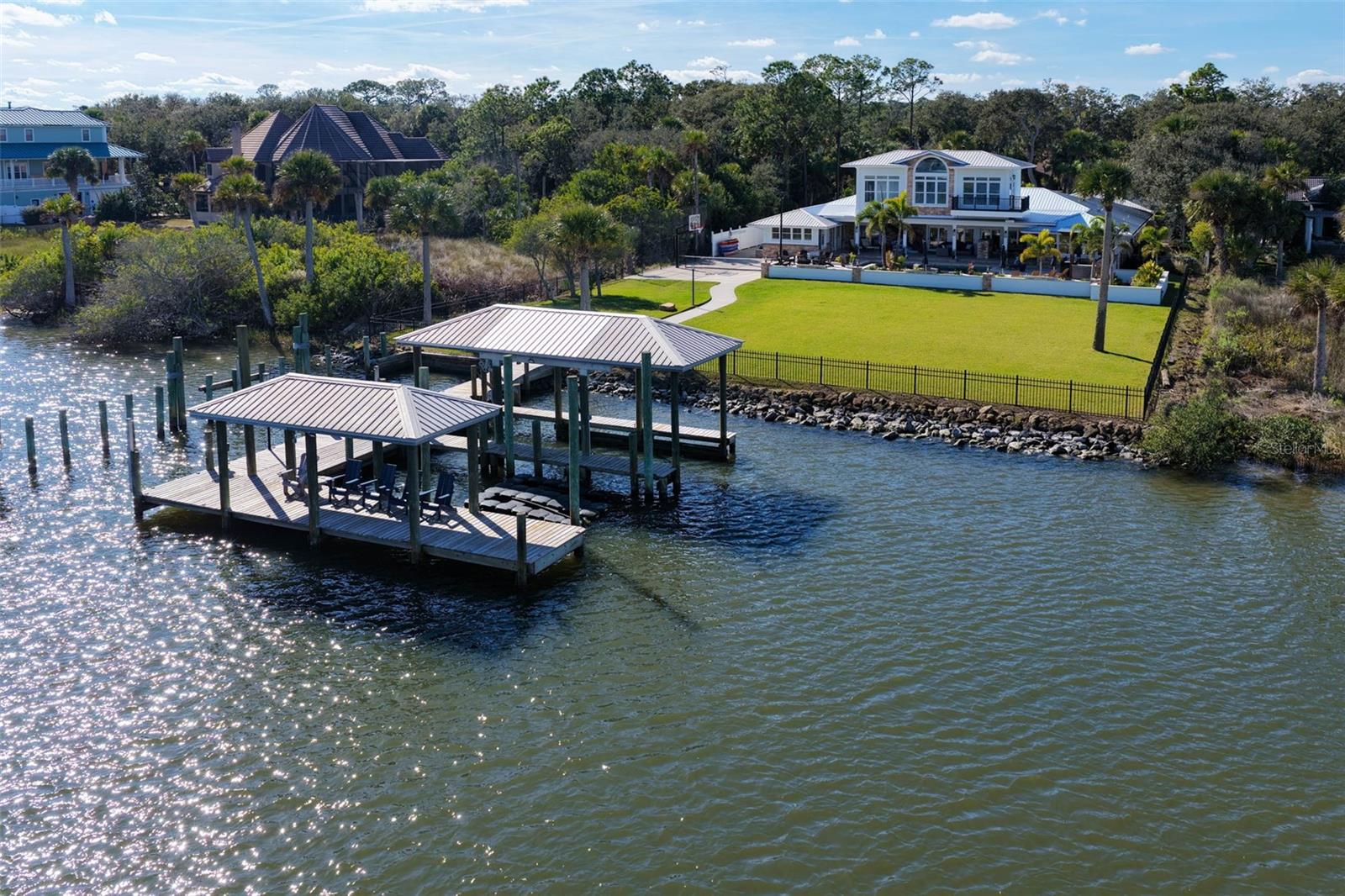 LAMBERT AVE UNIT 02 - Residential