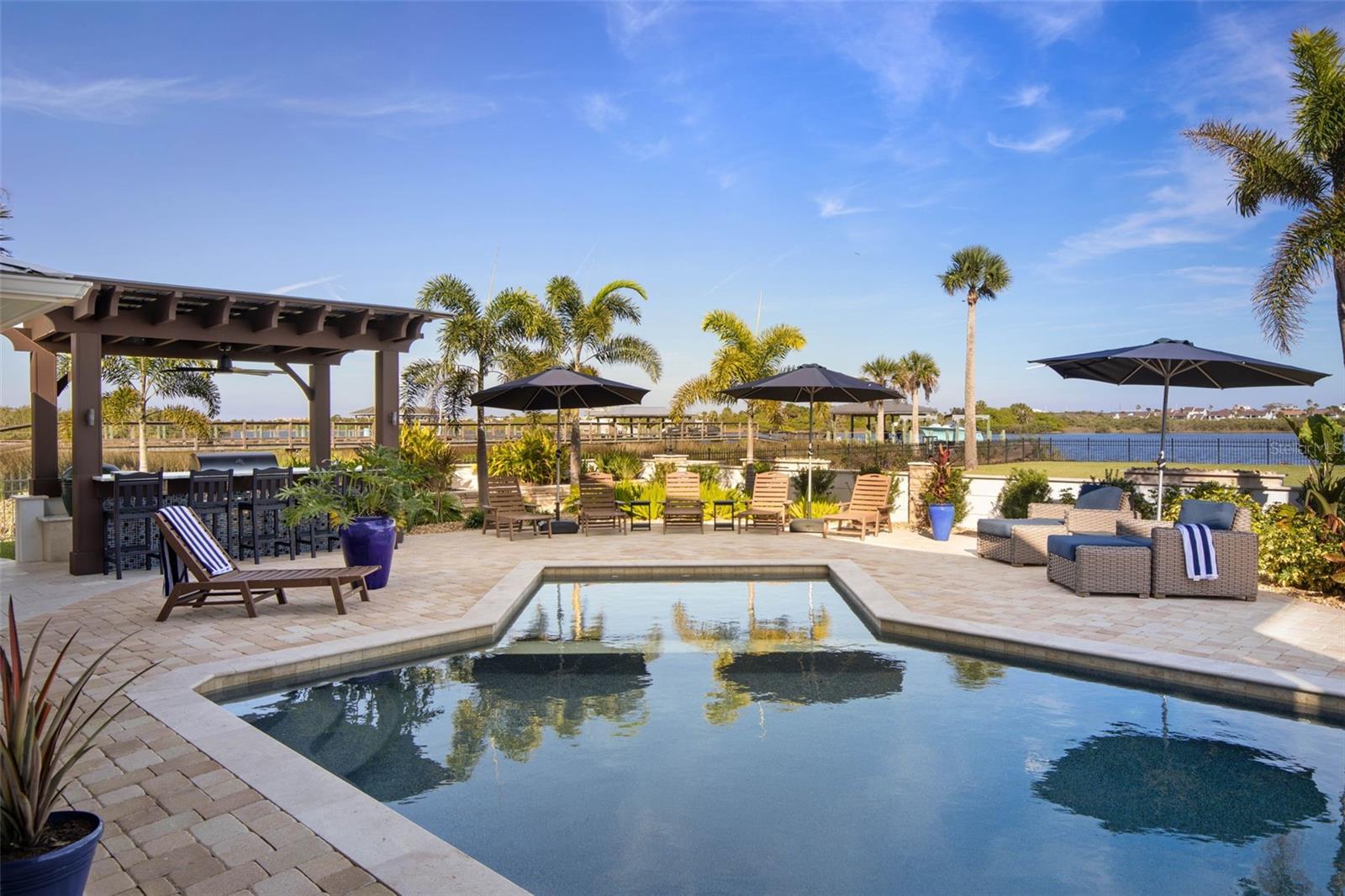 LAMBERT AVE UNIT 02 - Residential