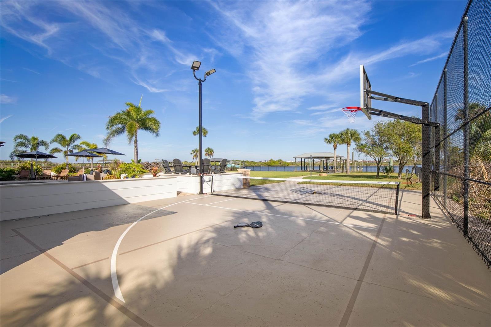 LAMBERT AVE UNIT 02 - Residential