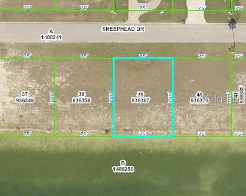 Build your dream home on this waterfront lot in Hernando Beach South, a deed-restricted community of elegant homes with direct Gulf of Mexico access. The property comes with a newly built seawall and is situated in an “A” flood zone, which allows for more affordable flood insurance compared to a “V” zone. The annual HOA fee also includes lawn maintenance for the vacant lot, adding to the convenience.
