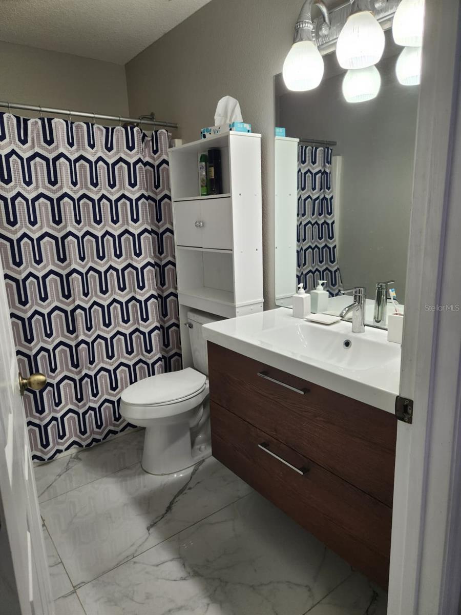 CLEAR CREEK PH ONE SUB - Residential Lease