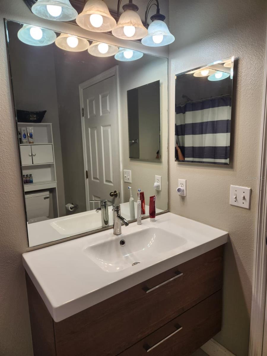 CLEAR CREEK PH ONE SUB - Residential Lease