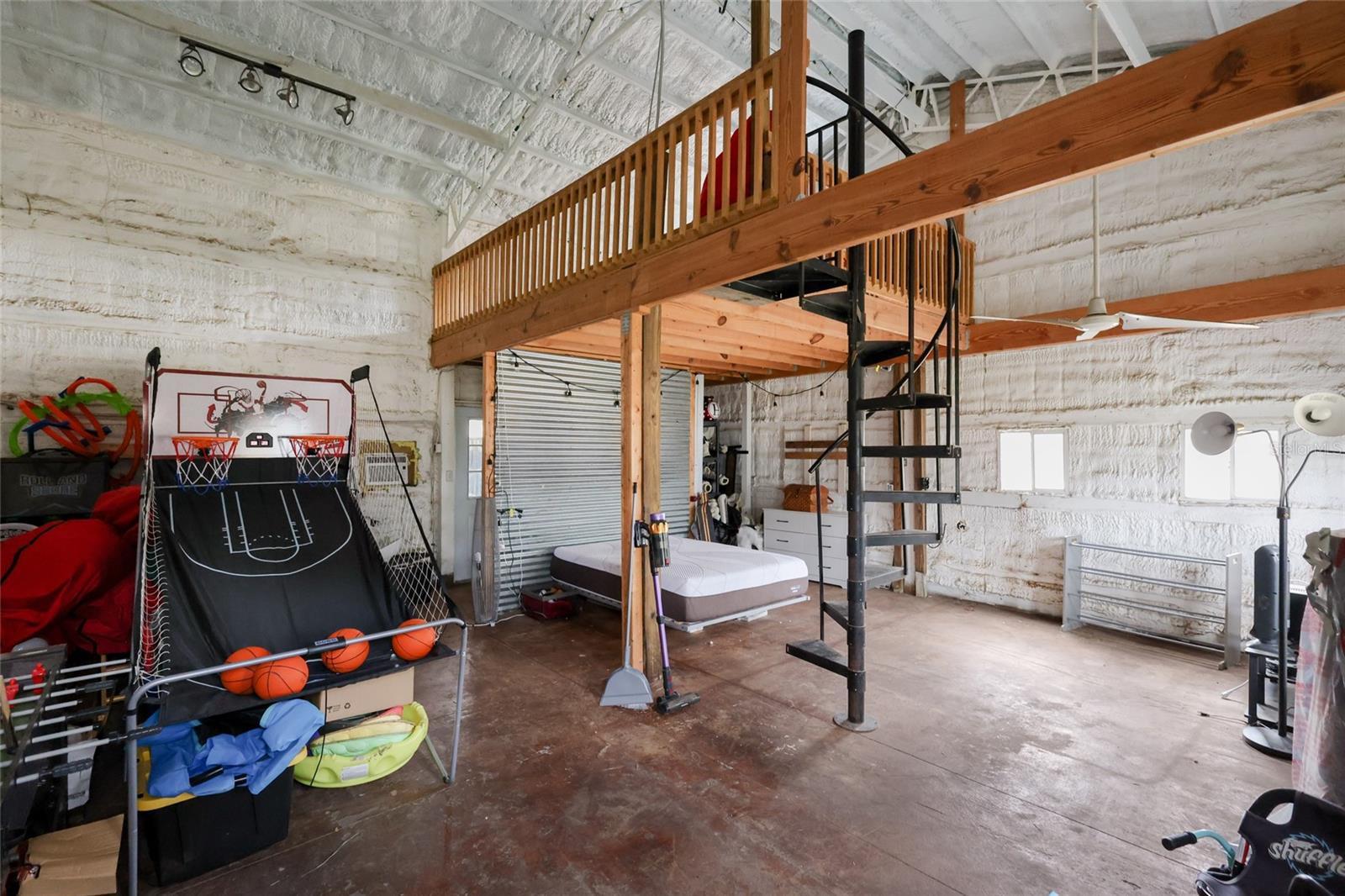 MYAKKA CITY - Residential