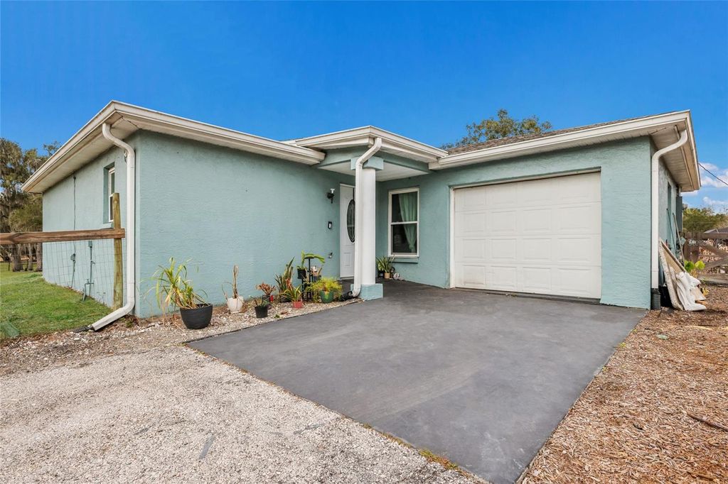 Photo of 2731 Logue Road, Myakka City, FL 34251 (MLS # A4683572)