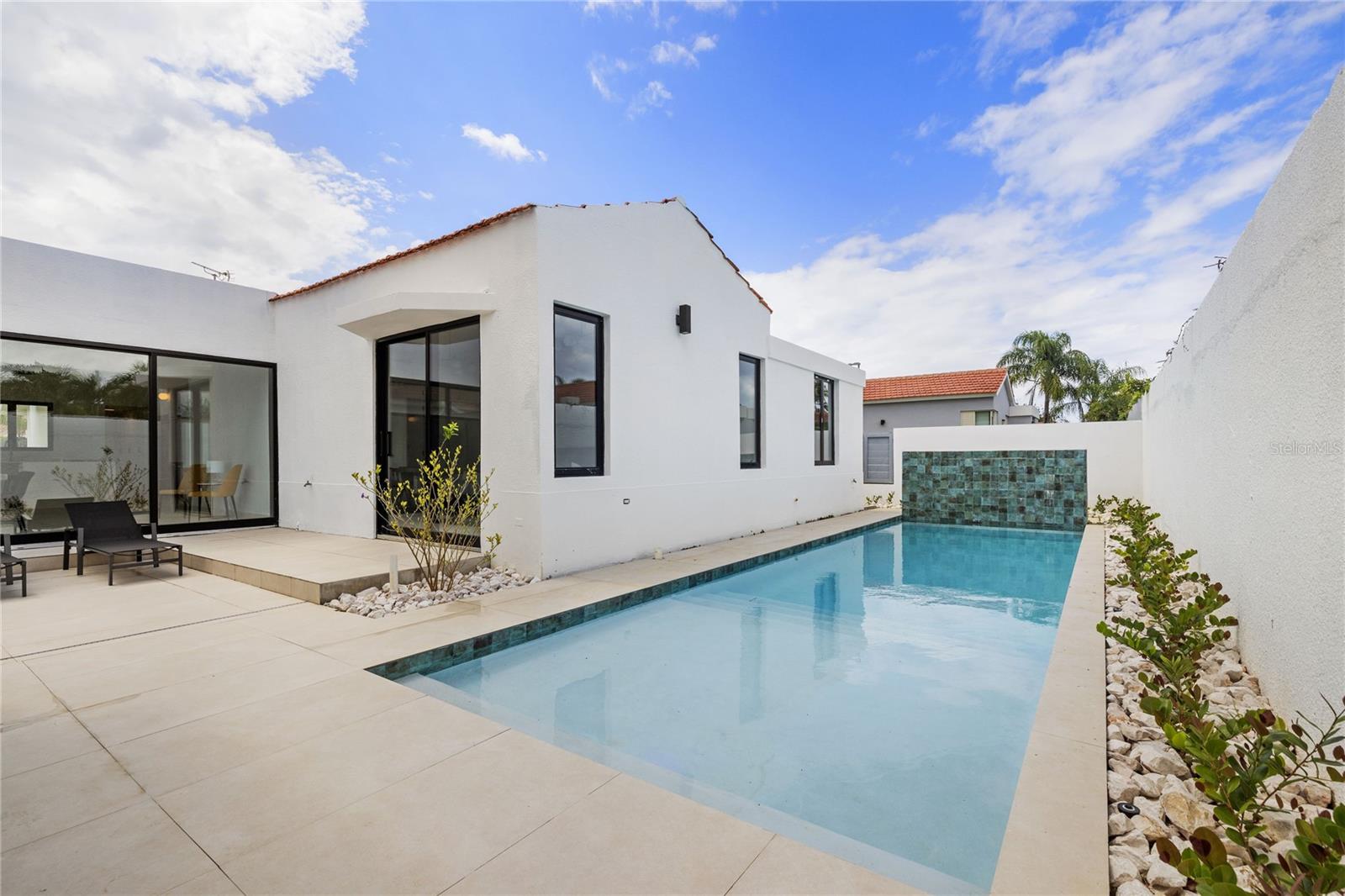 SABANERA DE DORADO - Residential